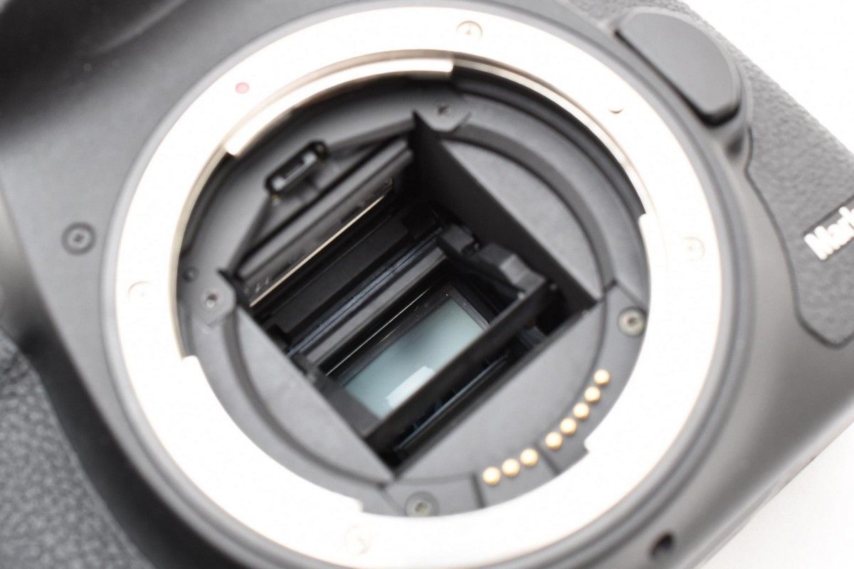 Canon EOS