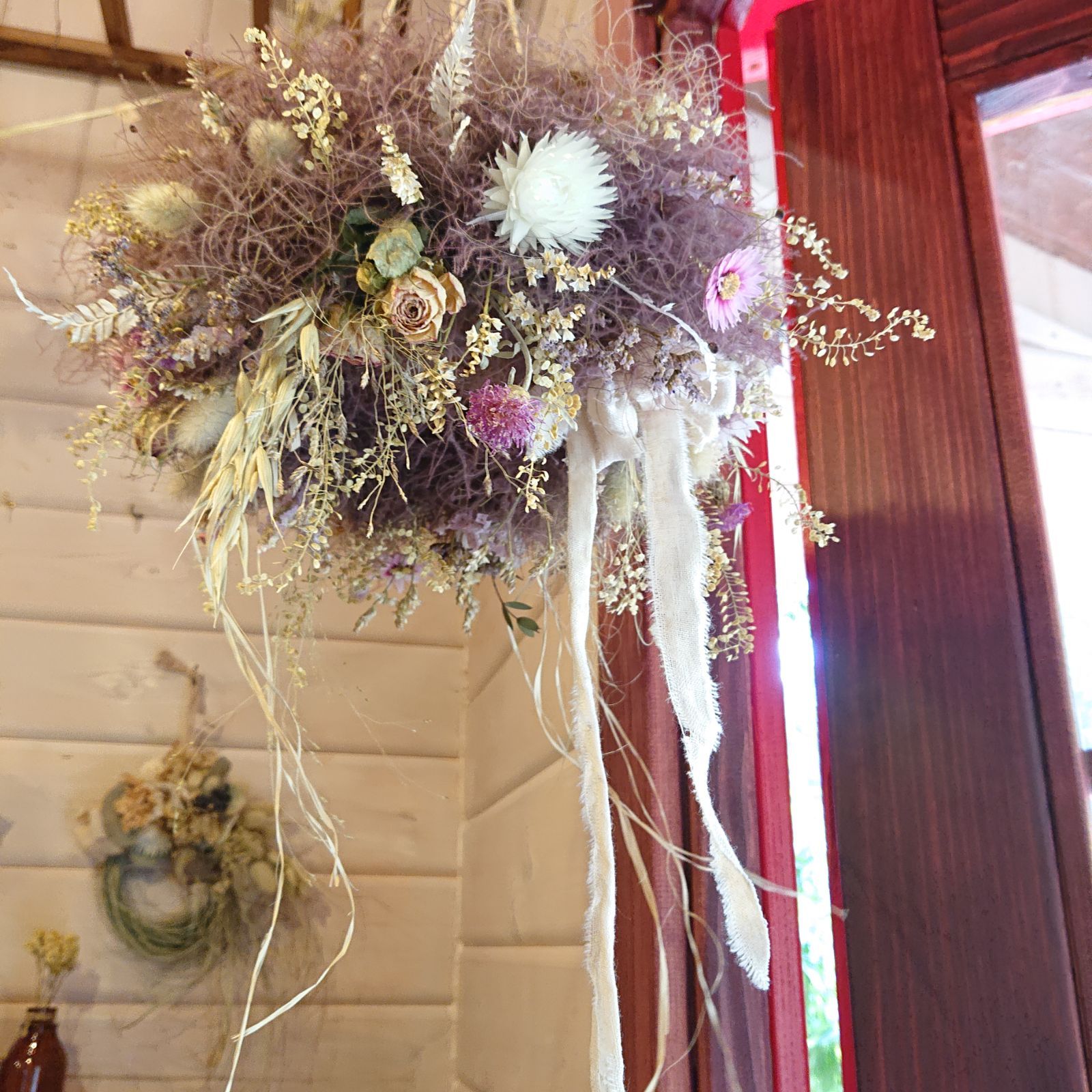 スモークツリーのふわもこシャンデリア - メルカリ 