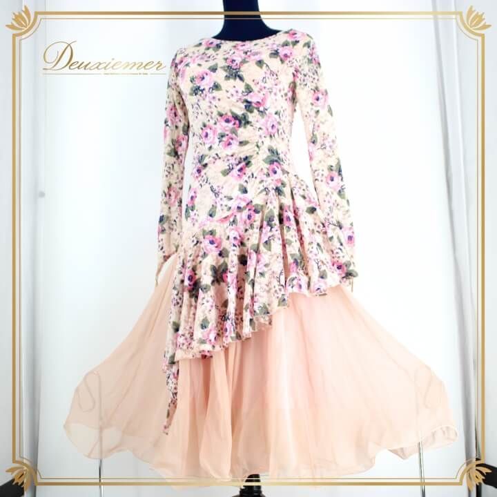 イヴサンローラン　シルク　レディースパジャマ　ウエスト紐付き イヴサンローラン シルク レディースパジャマ ウエスト紐付き シルク