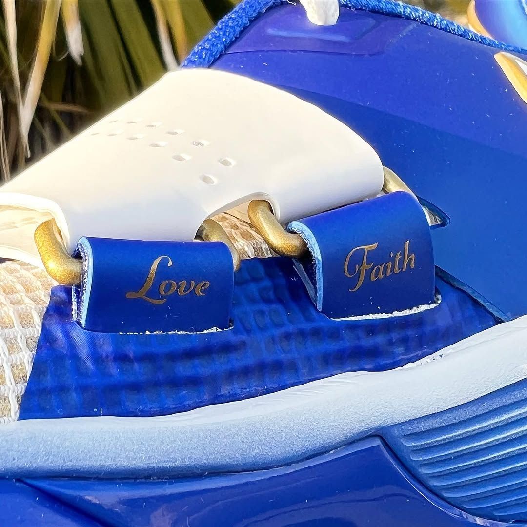 NIKE KD 4 'THE REAL MVP' ナイキ ケーディ 4 ケビン デュラント NIKE KD 4 'THE REAL MVP' ナイキ ケーディ 4 ケビン デュラント