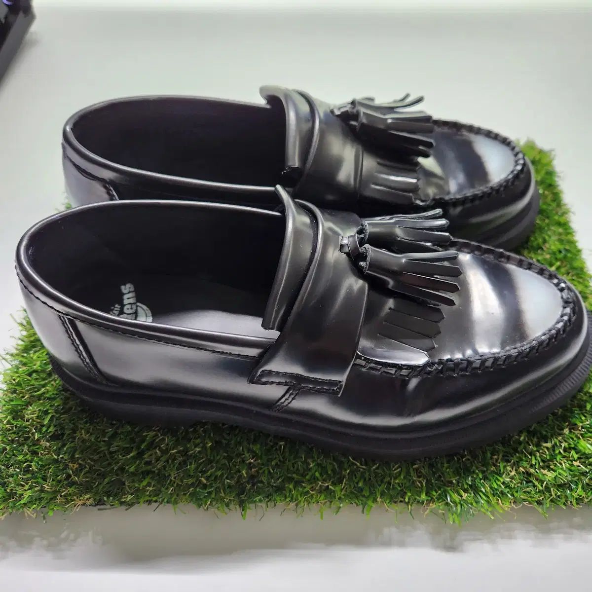 DR. MARTENS ドクターマーチン エイドリアン シルバー