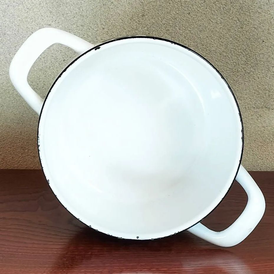 レア・美品★FINEL フィネル／ホーロー両手鍋 Ｍサイズ・ホワイト フィネル Finelホーロー両手鍋 ステンレス北欧食器の通販