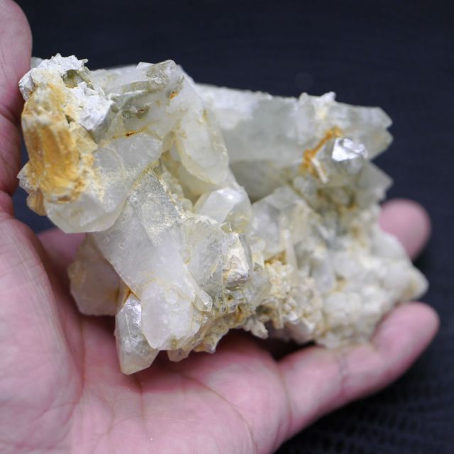 販売 クル渓谷産ヒマラヤ水晶クラスター 1点物（約313.3g）/天然石