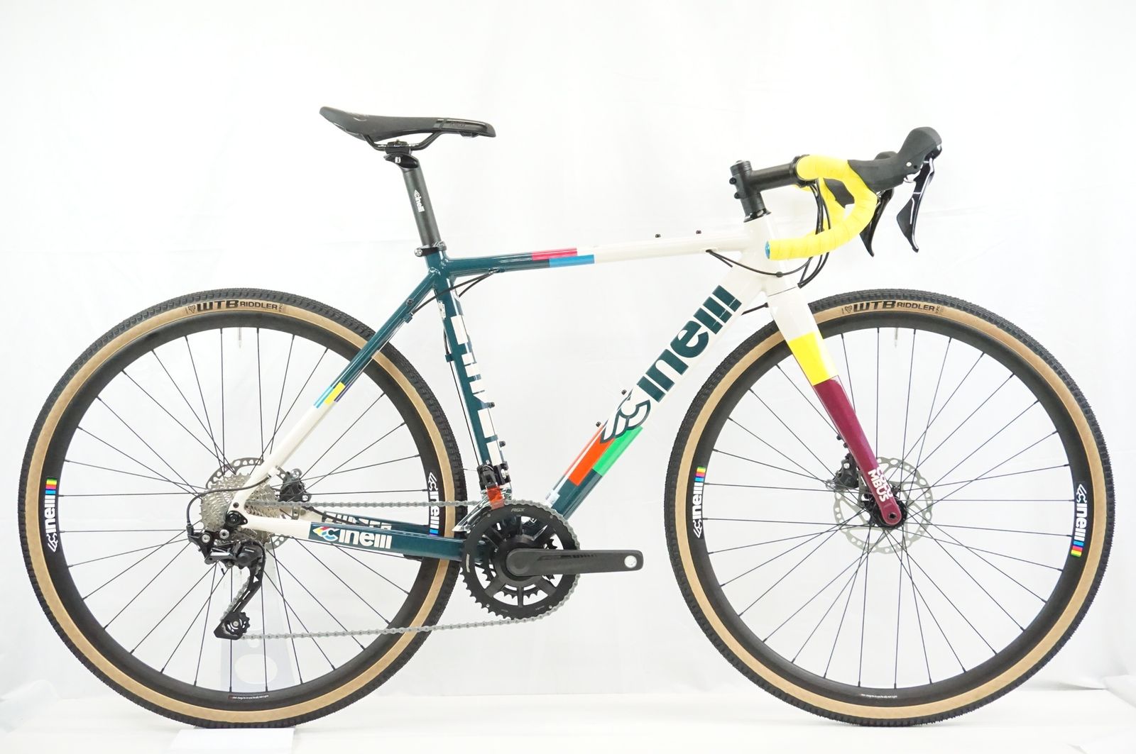 CINELLI 「チネリ」 ZYDECO GRX 2024年モデル グラベルロード 