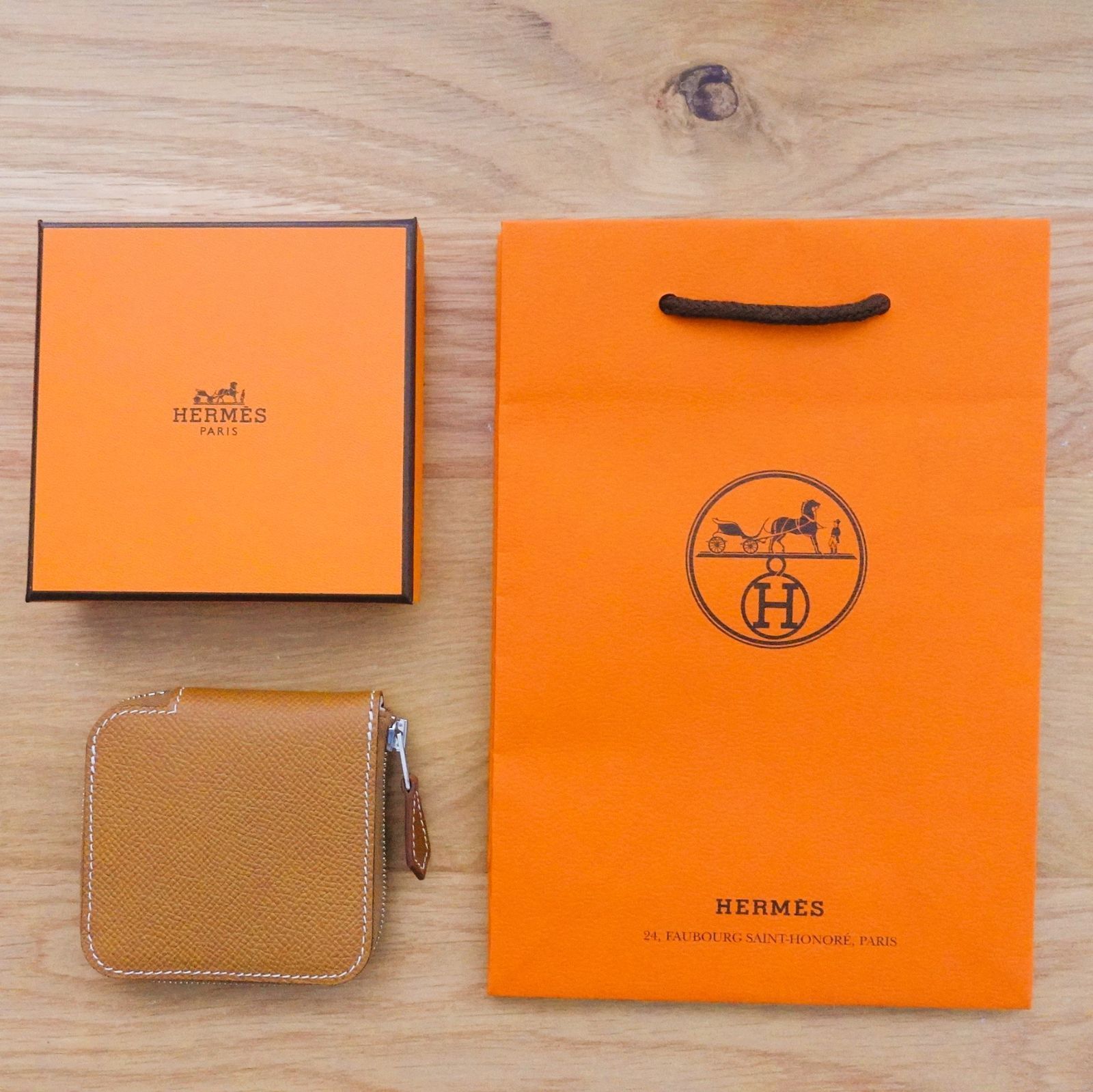 HERMES【新品・未使用・直営店仕入】エルメス Silk