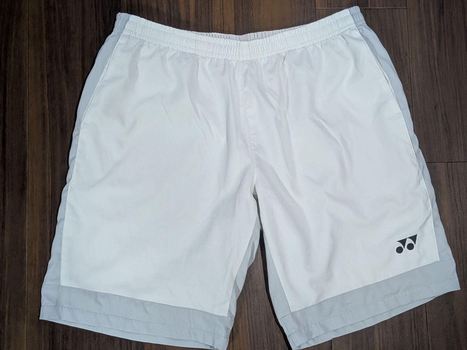 YONEX Vcool ホワイトハーフパンツ O YONEX ハーフパンツ 白 Oサイズ 美品 - メルカリ