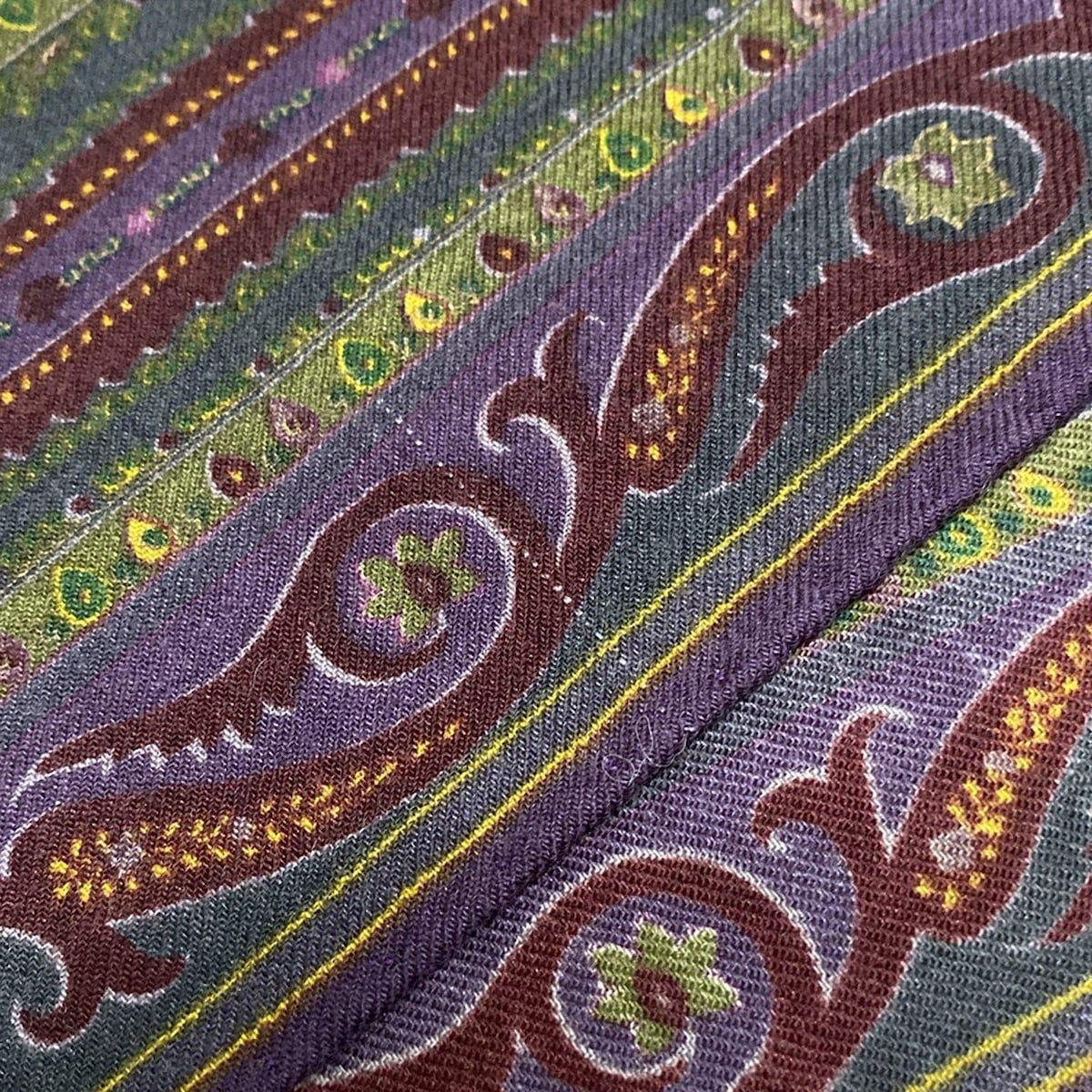 美品☆【エトロ】マルチストライプ グレー ペイズリー柄シルク 最高級