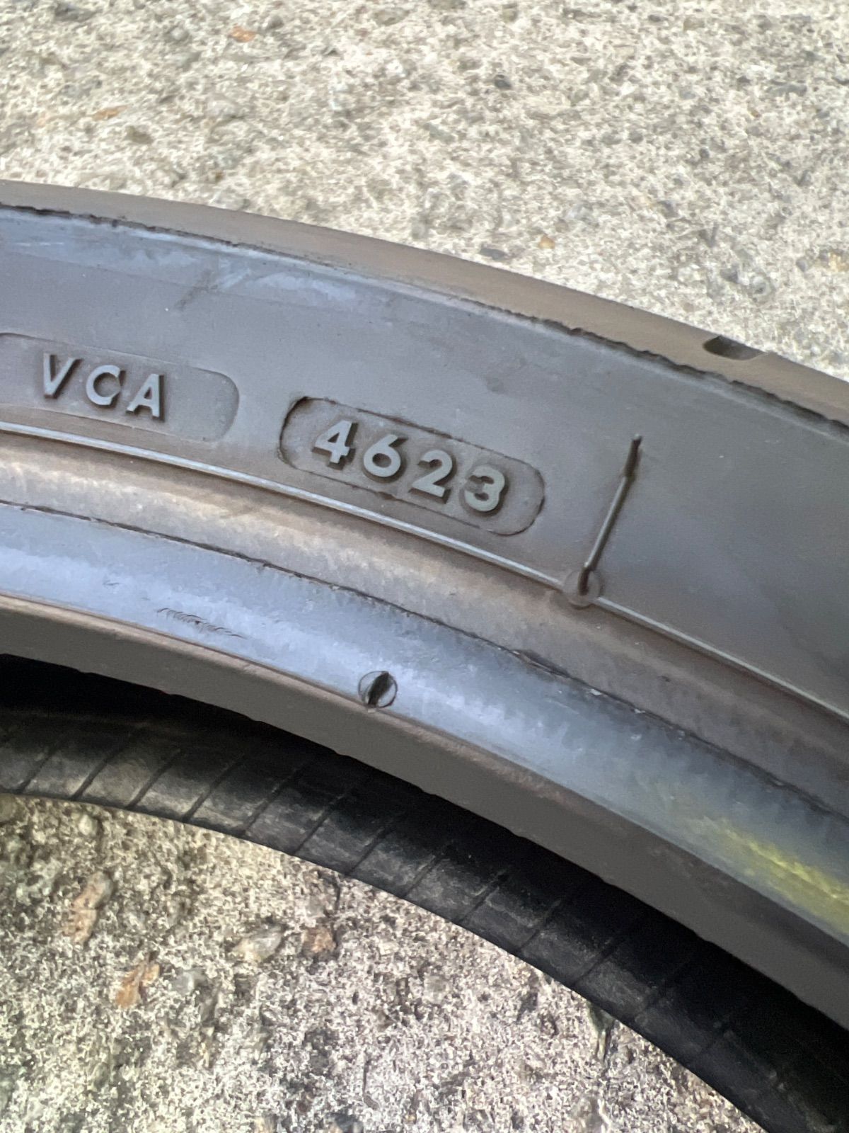 22年製室内保管バイク用メッツラーM9 RR 120/70R17フロント用