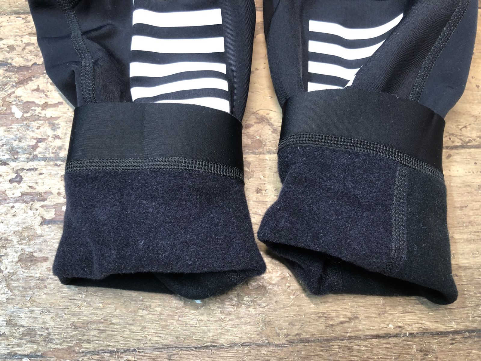 Rapha. ラファ プロチームレッグウォーマー S IM242 ラファ Rapha PRO TEAM LEG WARMERS レッグウォーマー S 裏起毛
