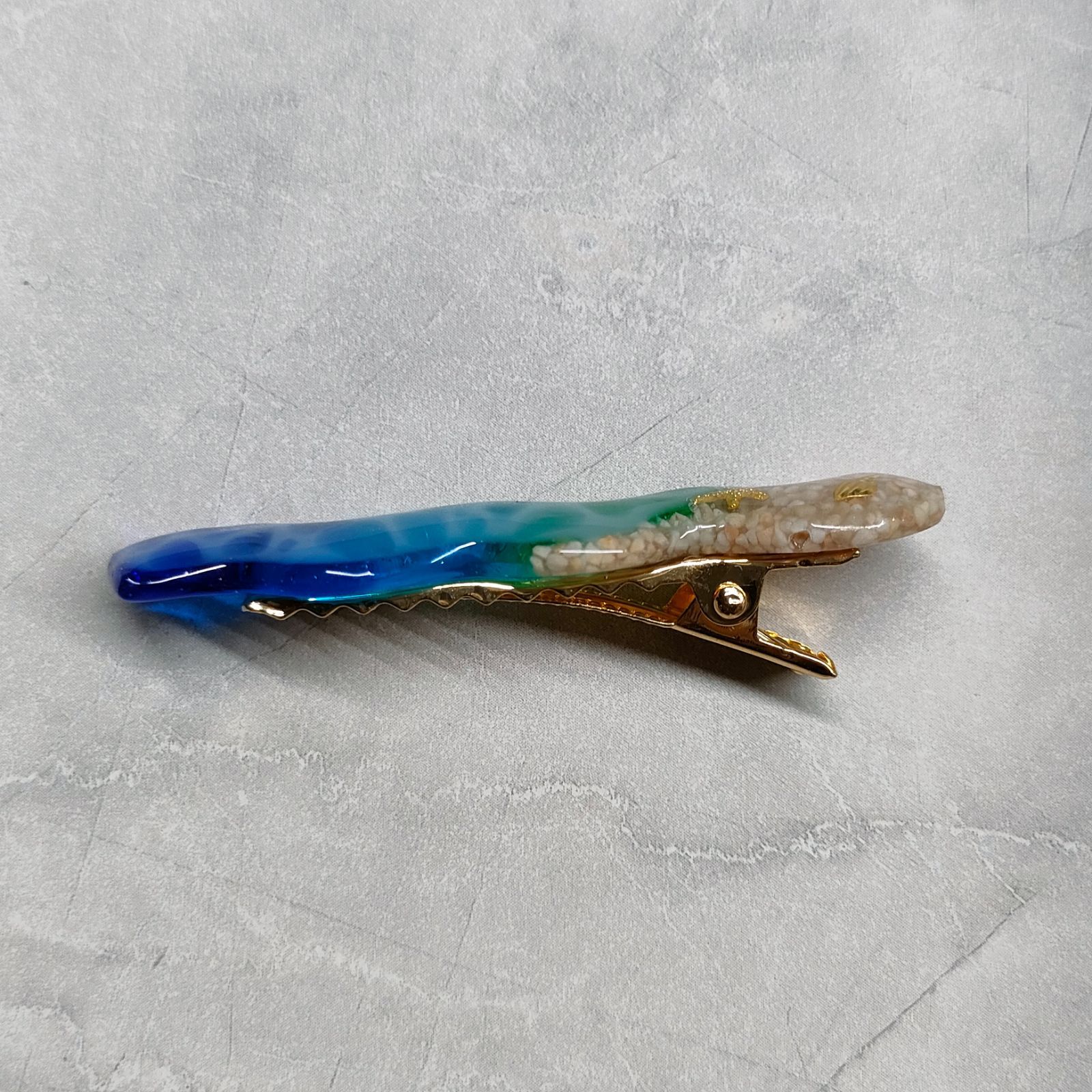 No.106】ハンドメイド ヘアクリップ レジン レジンアクセサリー 海 