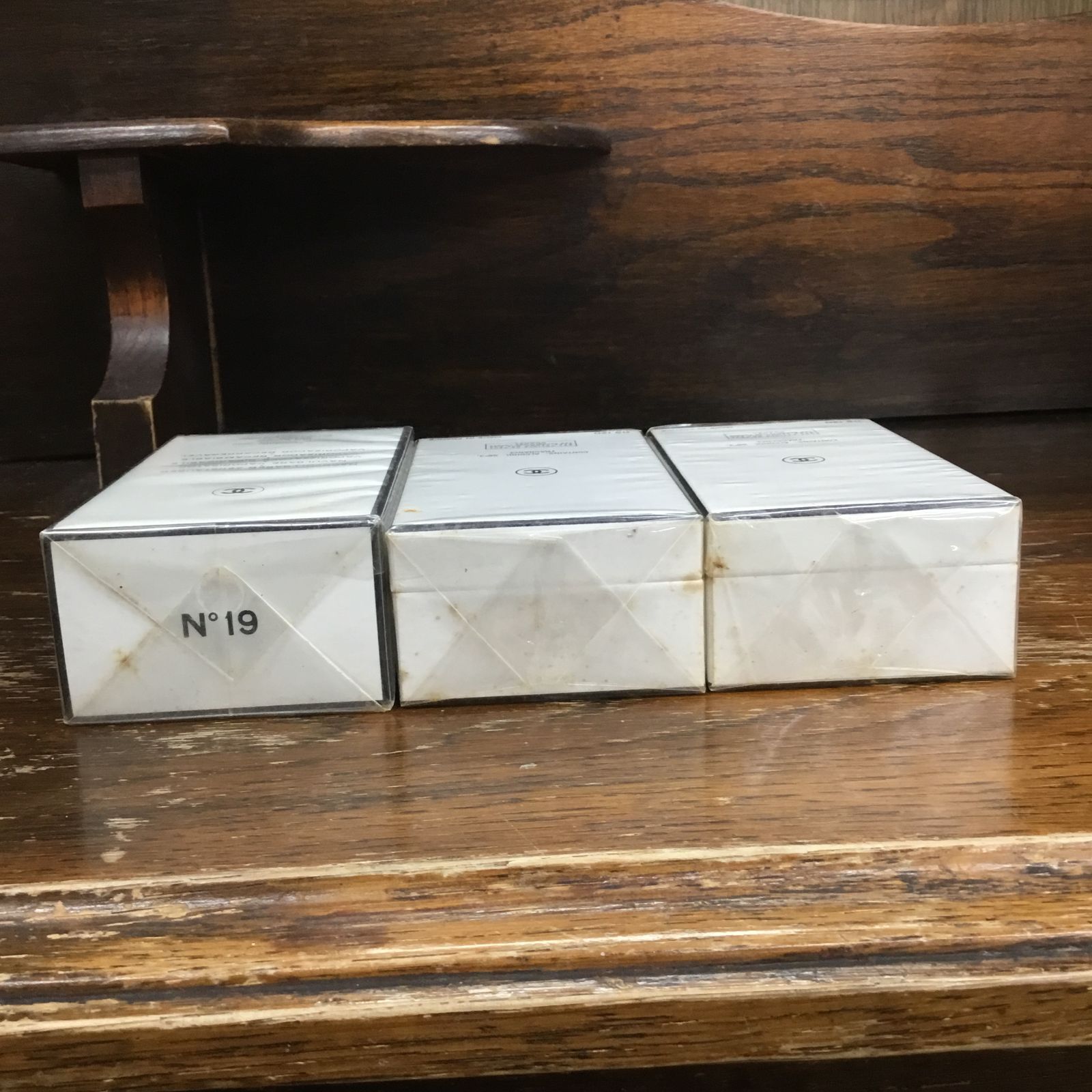 □CHANEL シャネル No.19 7点セット 未開封セット・シミ有】シャネル CHANEL 香水 No.19 7.5ml 3点