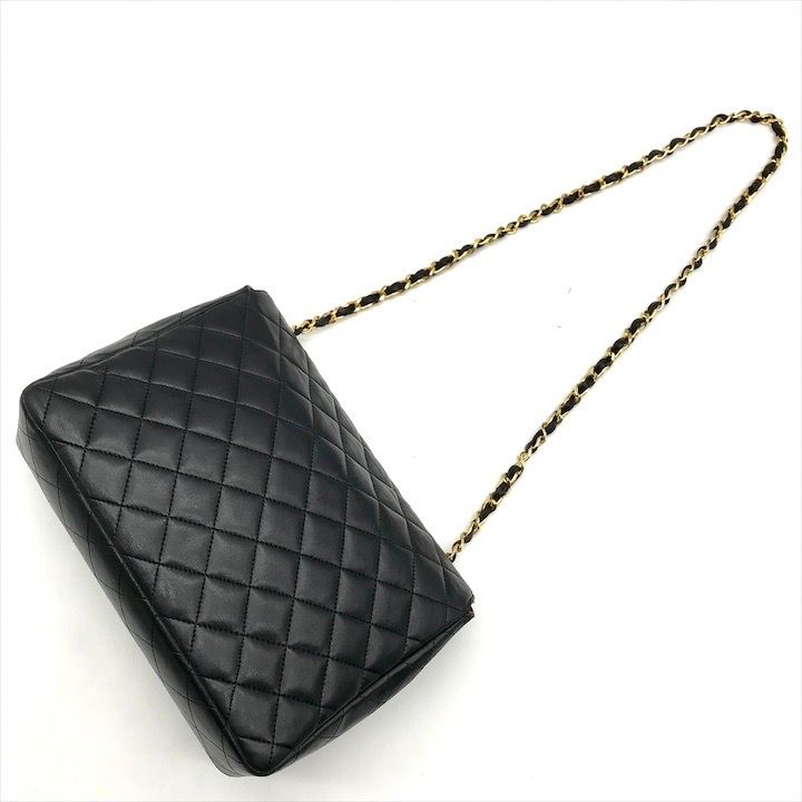 良品 CHANEL シャネル ココマーク マトラッセ ラムスキン ターン
