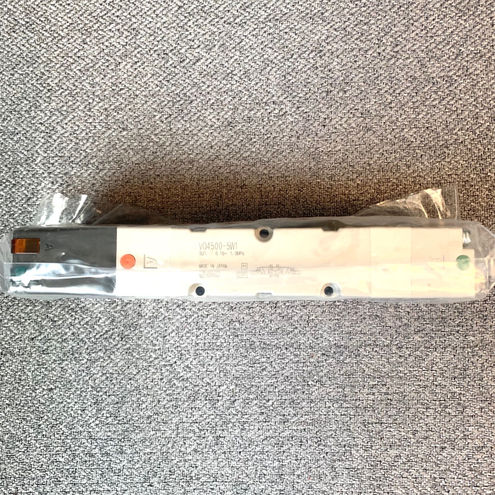SMC　VQ4000シリーズ電磁弁　3位置プレッシャセンタ　VQ4500-5W1 SMC VQ4000シリーズ電磁弁 3位置プレッシャセンタ VQ4500-5W1 - メルカリ