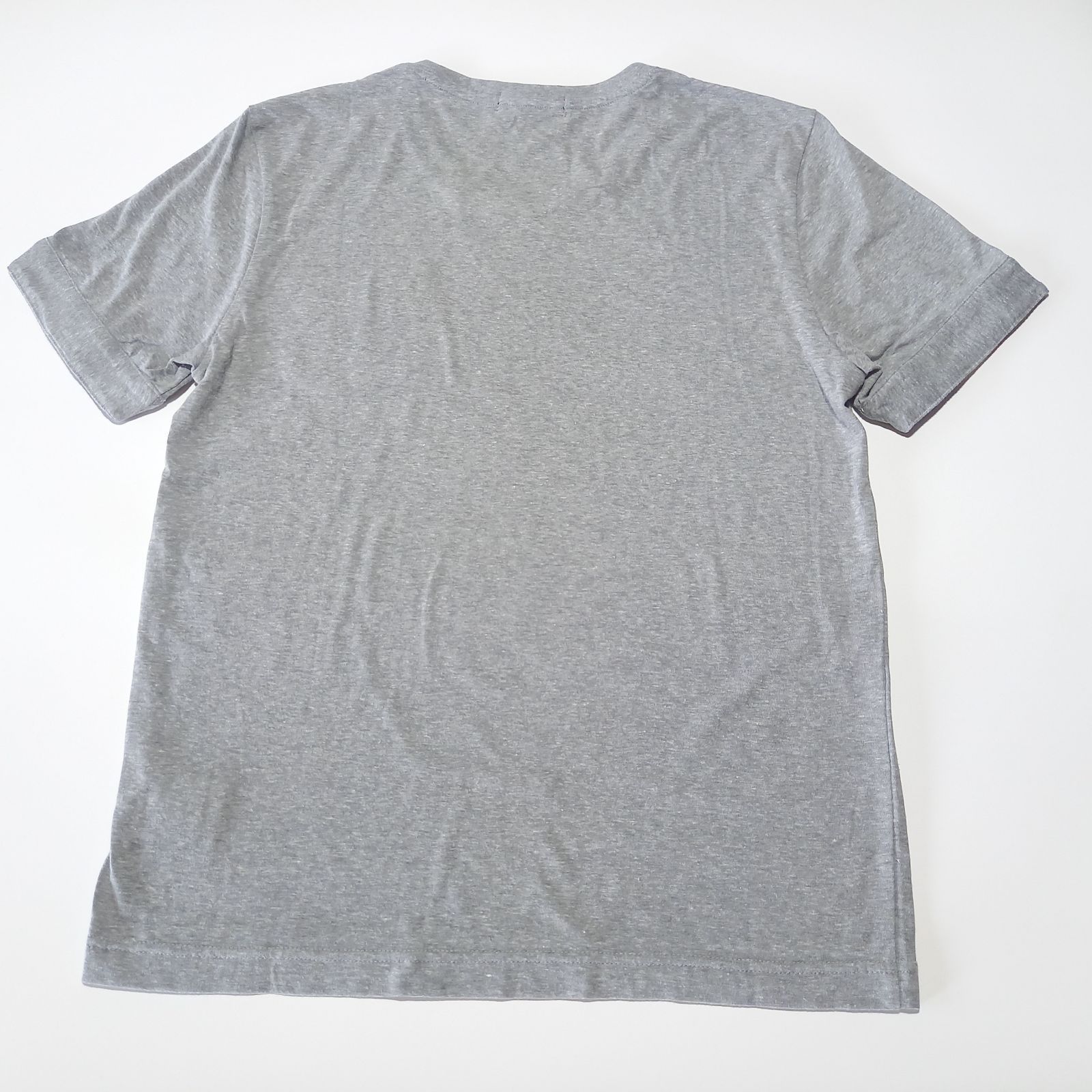 BURBERRY バーバリー ノバチェック 胸ポケット Tシャツ グレー BURBERRY バーバリー ノバチェック 胸ポケット Tシャツ グレー