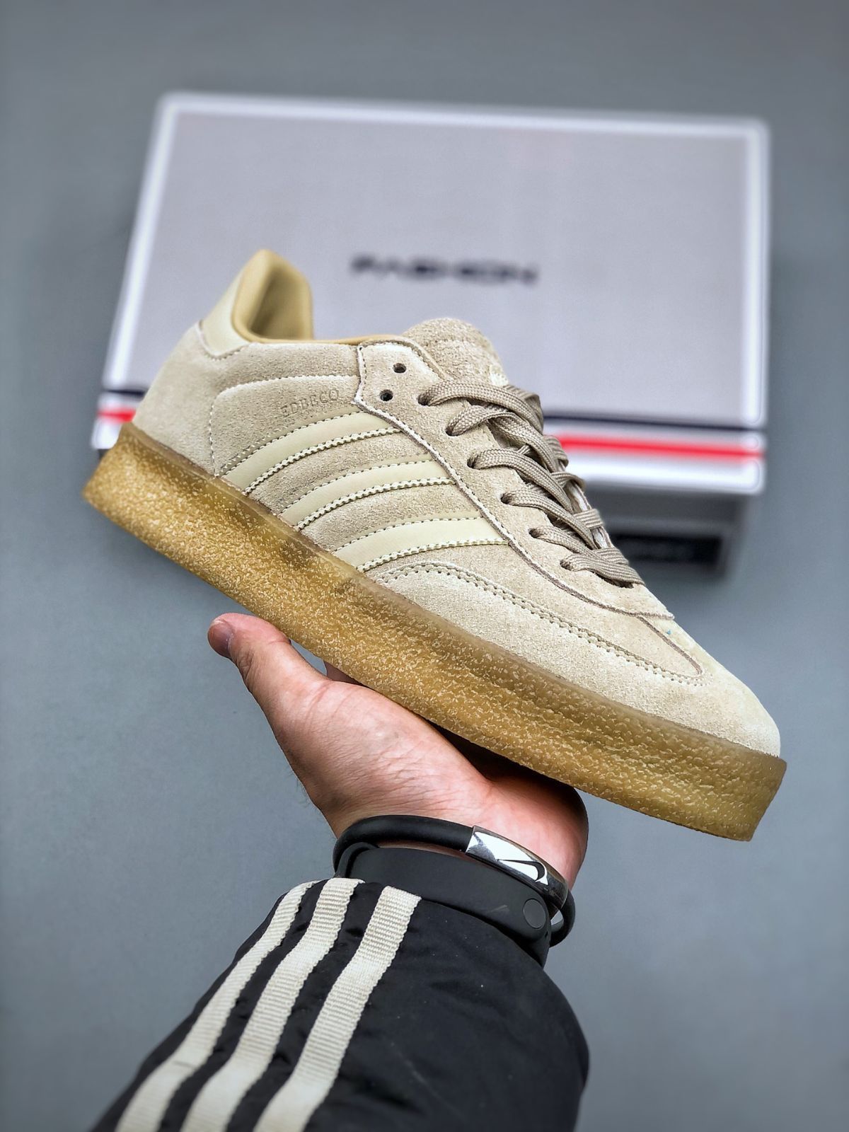 RONNIE FIEG × CLARKS × ADIDAS SAMBA WHEAT ロニー・ファイグ × クラークス × アディダス サンバ ウィート ID7298