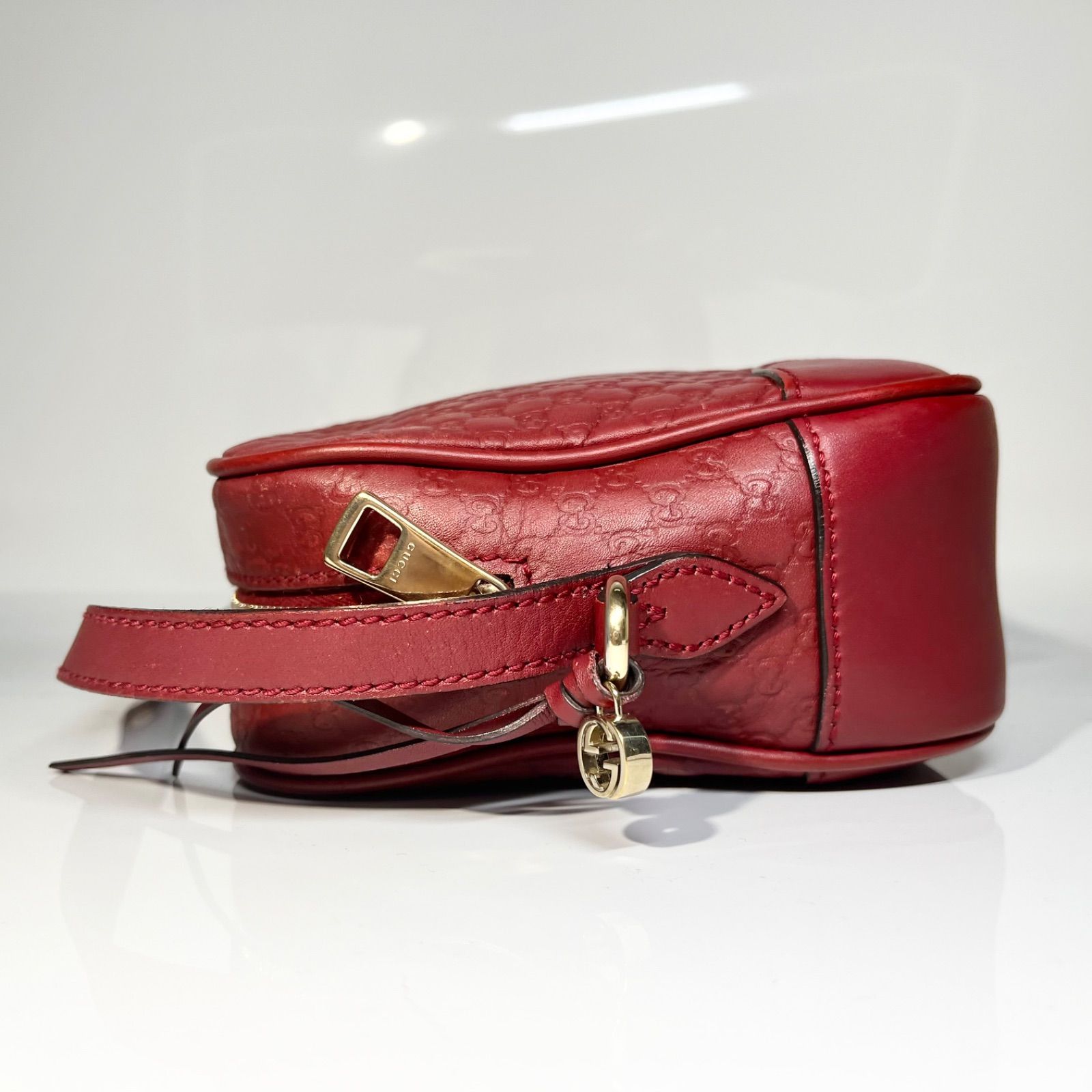 レア色⁄美品グッチ 美品 GUCCI グッチ グッチシマ GG柄 ショルダー 
