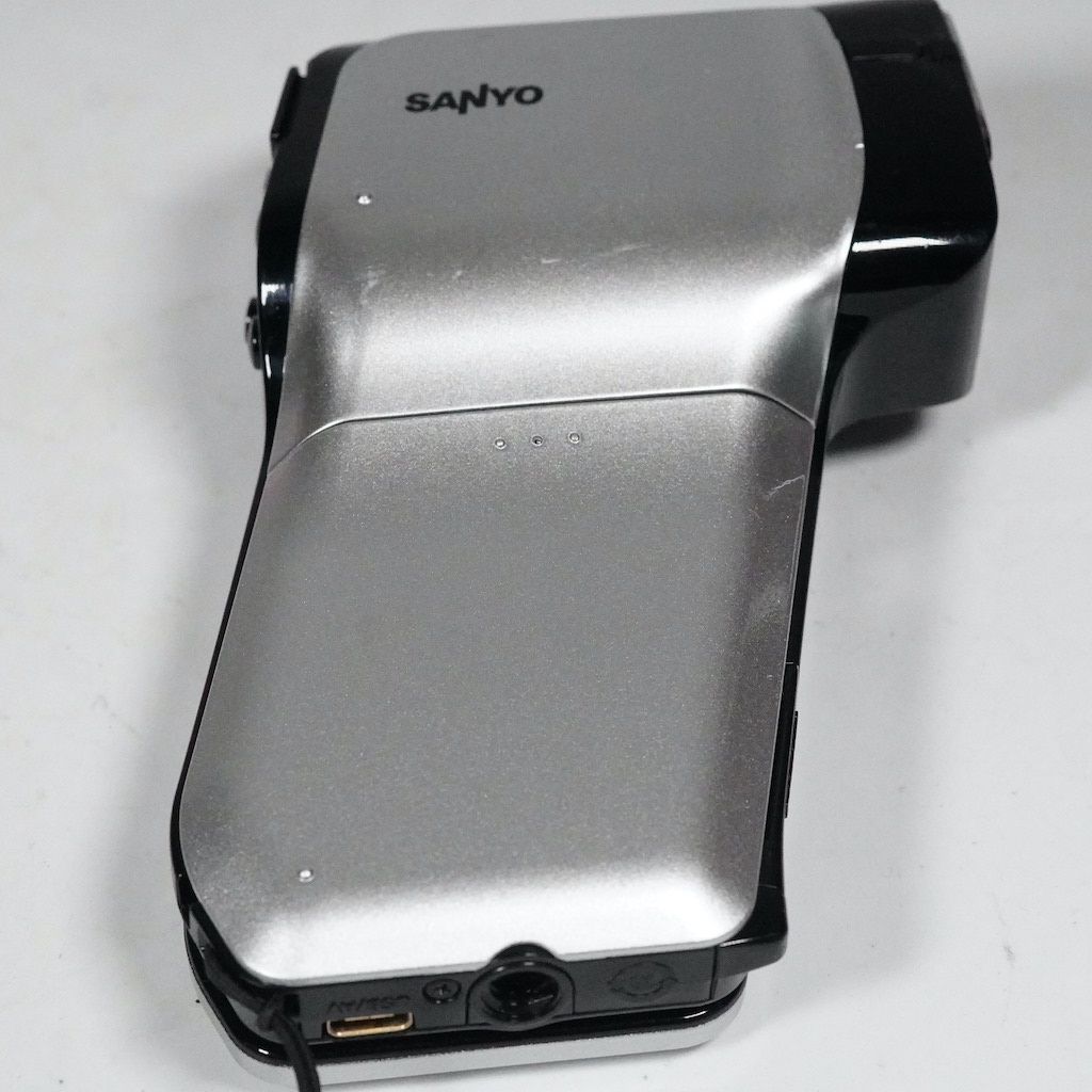 SANYO サンヨー Xacti DMX-CG11 シルバー 動作OK 返金保証 /2135