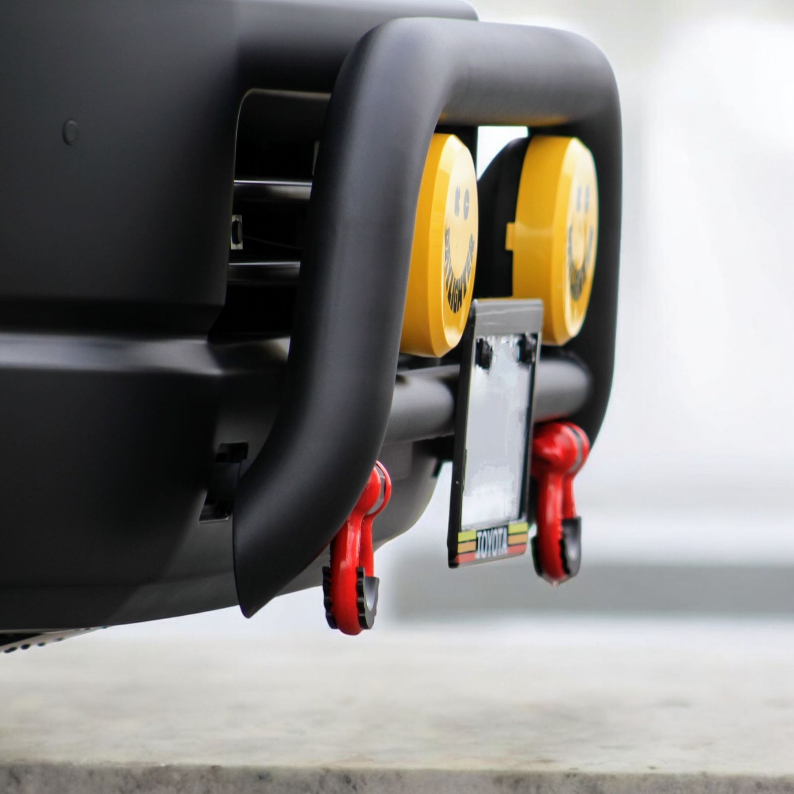 200系 ハイエース 用 牽引フック 1個セット/ バンパーガード装着車専用