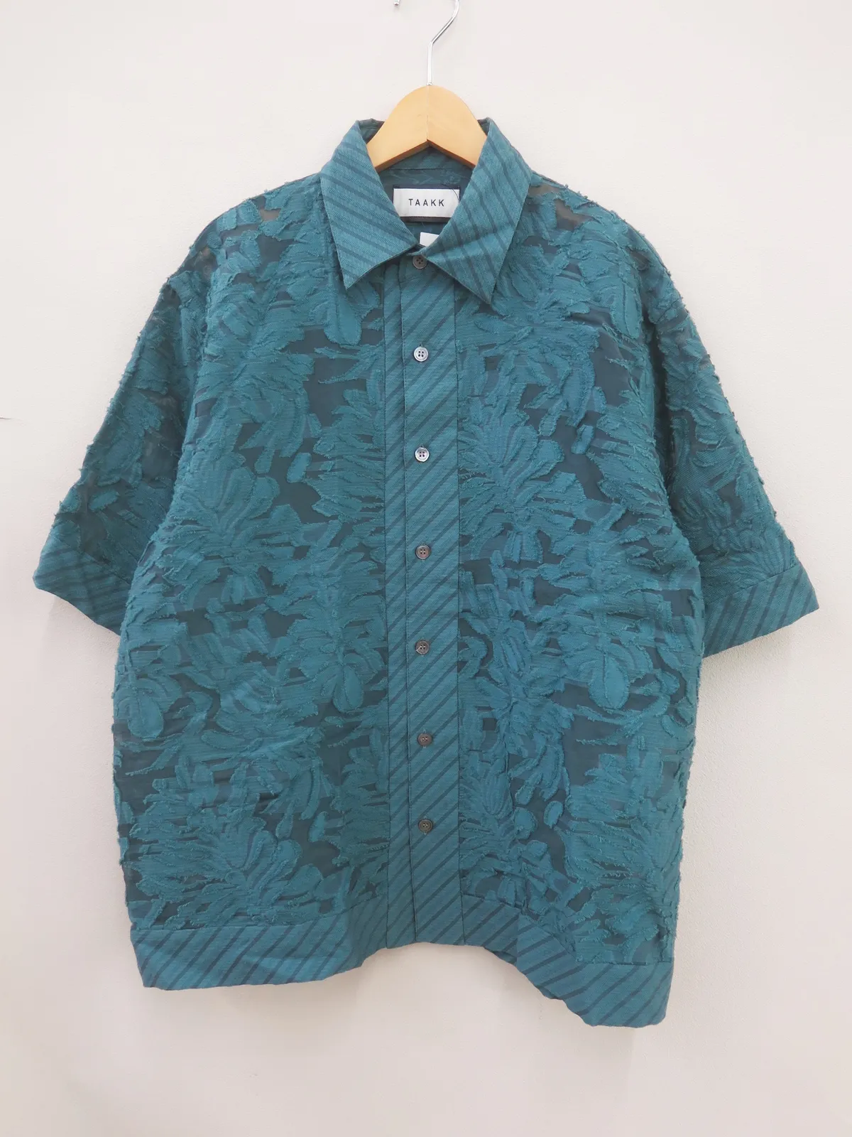 2026年最新】TAAKK メンズ シャツの人気アイテム - メルカリ
