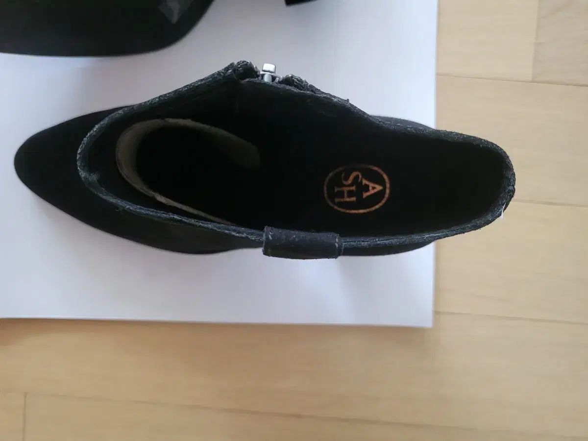 ASH Ash アッシュ 黒 スエード アンクル ブーツ KIN-KAAI_COM