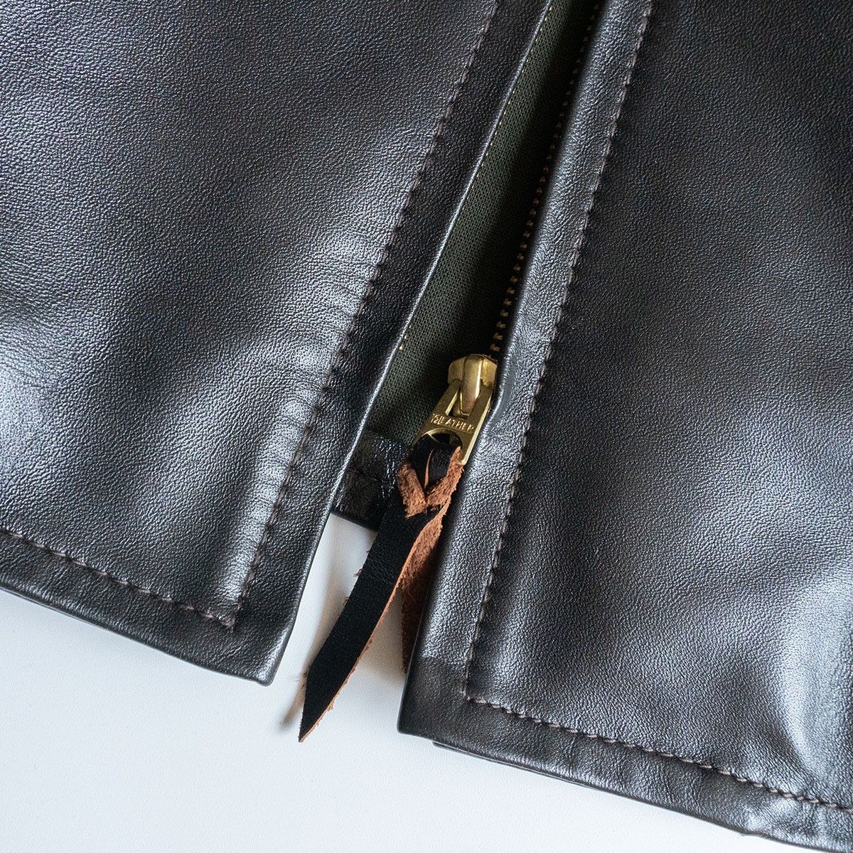 美品!L相当★Y2LEATHER レザージャケット ヌバック スエード 馬革 黒 Y'2 LEATHER ワイツーレザー SUMI DYED HORSE SINGLE RIDERS スミ