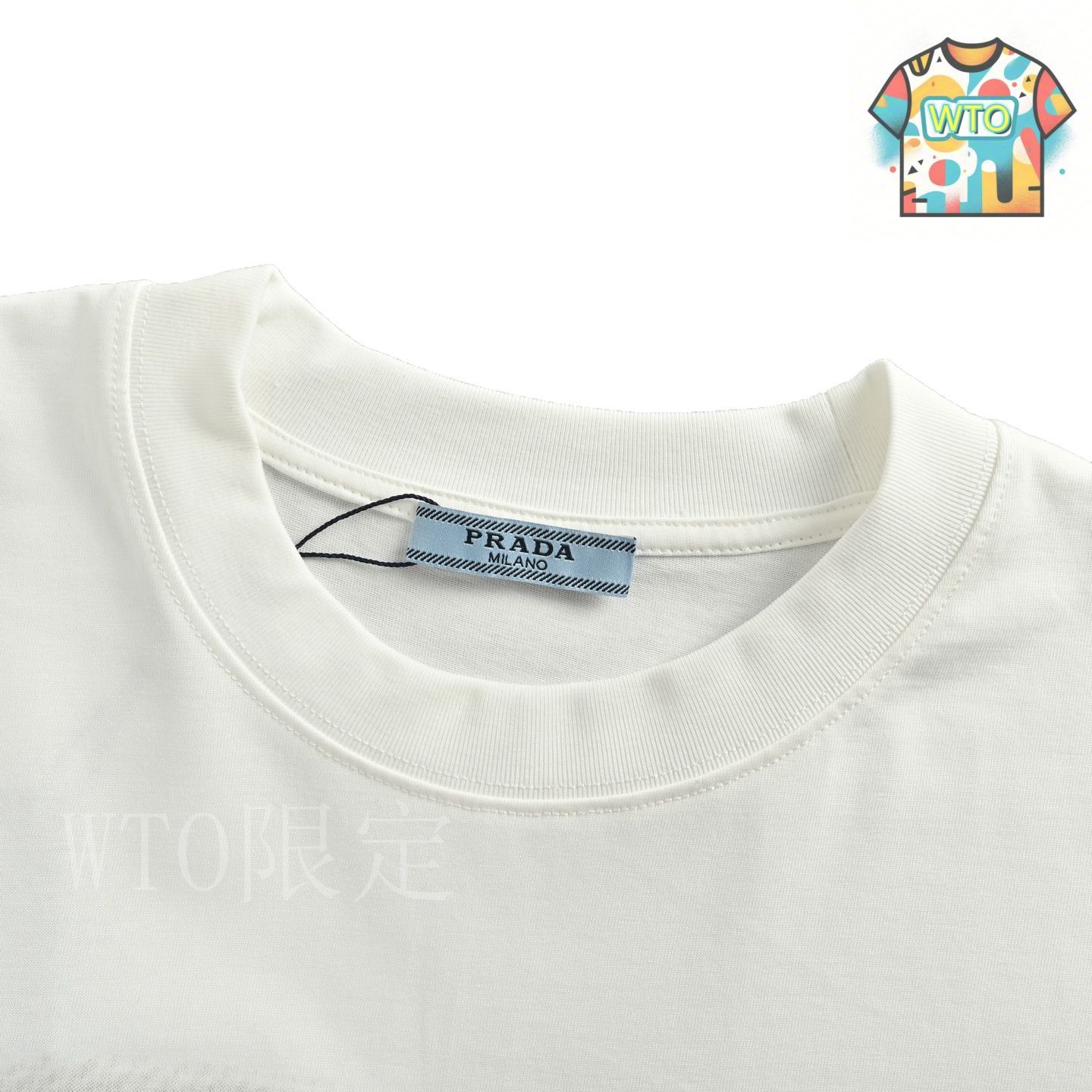 PRADA ロゴ刺繍 半袖トップス ホワイト PRADA - PRADA プラダ ロゴプリント ナイロン切り替え ドロー
