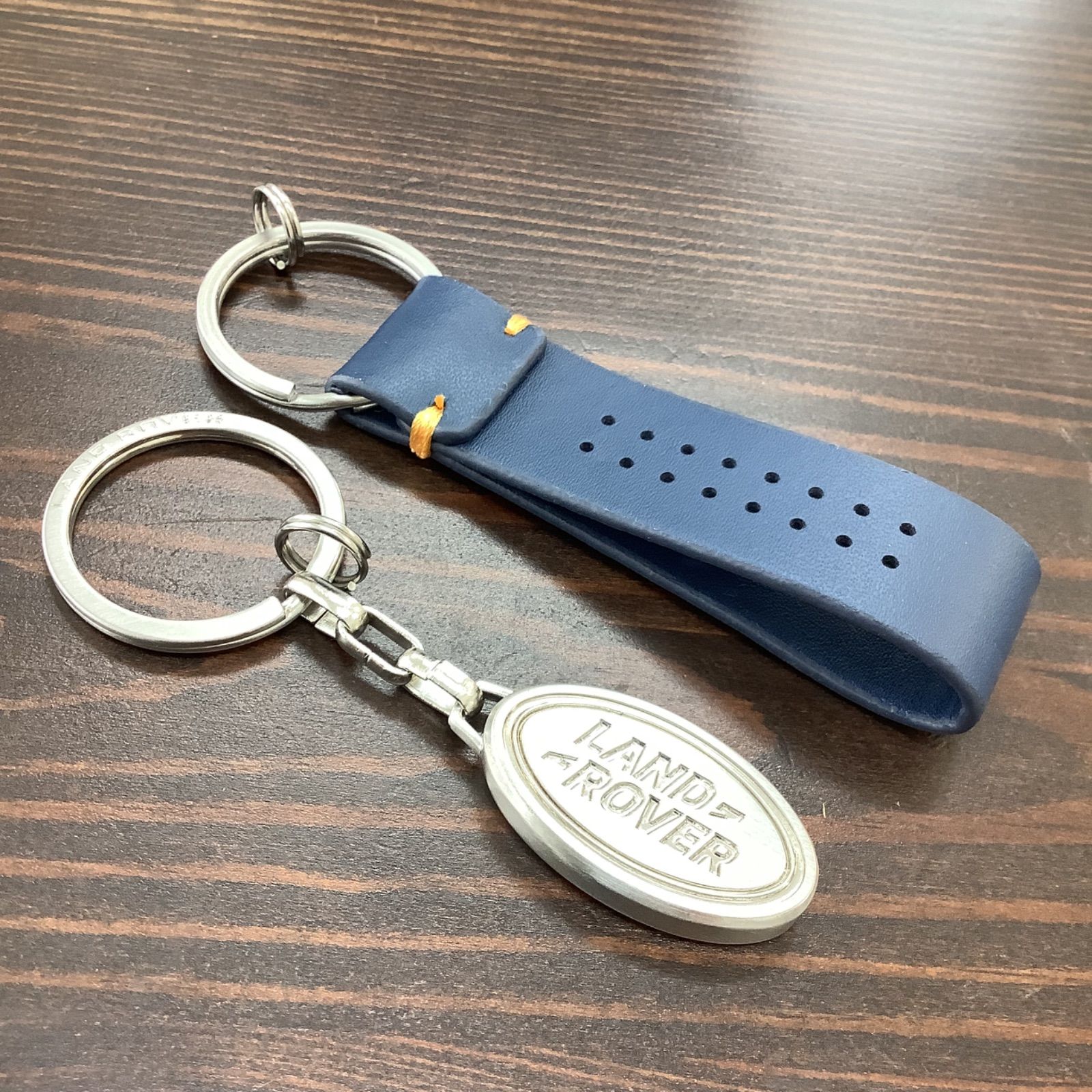 【初回限定】 キーホルダー ランドローバー ROVER LAND 2点セット メルカリ - 小物