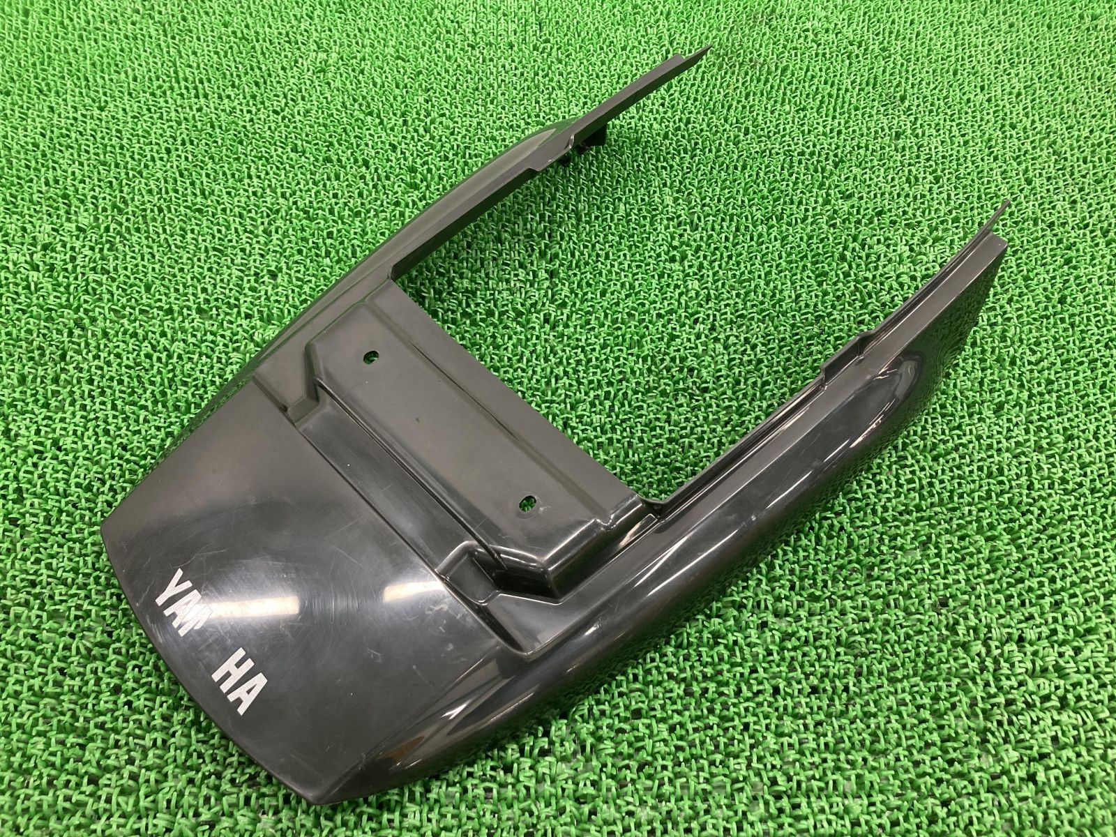 TW225 テールカウル 黒 5VC ヤマハ 純正 中古 バイク 部品 DG09J 割れ欠け無し 品薄 希少品 車検 Genuine