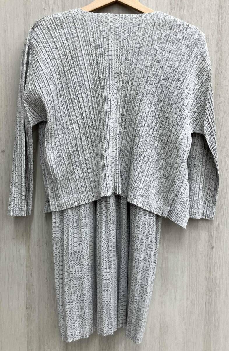 PLEATS PLEASE プリーツプリーズ アンサンブル 薄手カーディガン-ワンピース PP63-J0524|PP63-JT525 ライトグレー系 レディース サイズ3