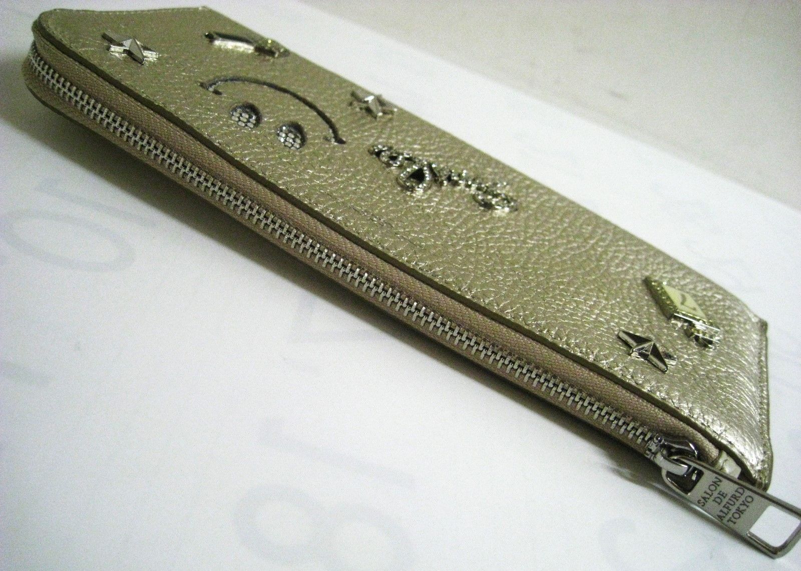 ほぼ未使用 東京 広尾 サロンドアルファード ルクーチェL字ファスナー  