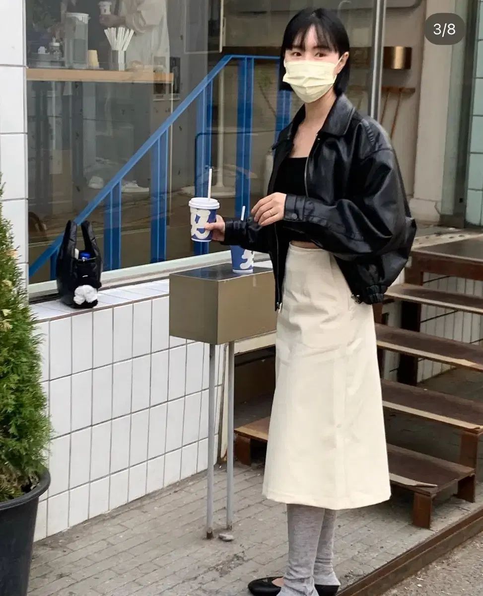 8月 ミディ スカート