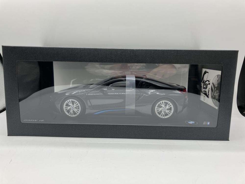 1/18 BMW i8(ソフィストグレイ)[90]