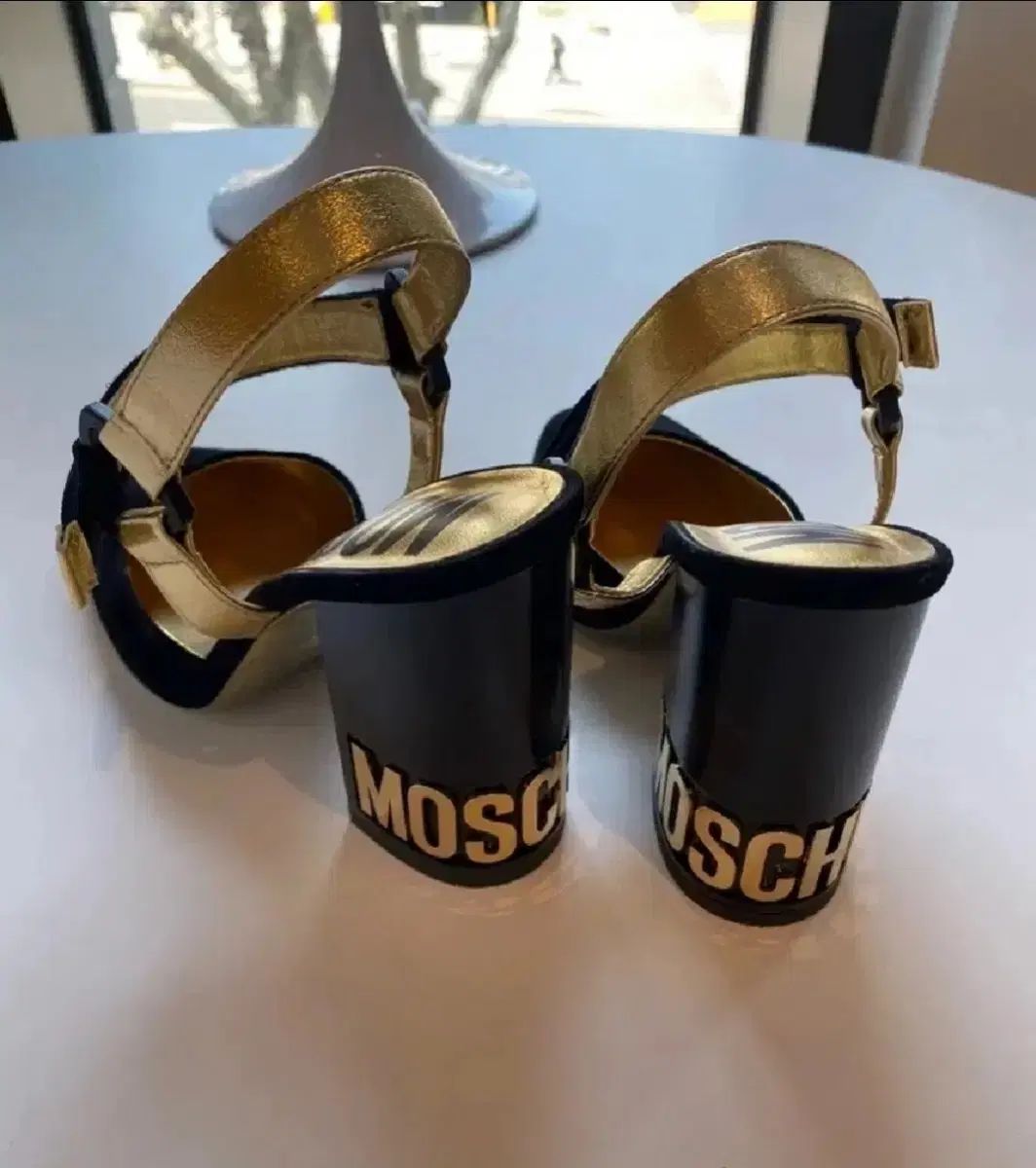 MOSCHINO（モスキーノ) 割引 ヒール マボロシヒン モスキーノ メジャー