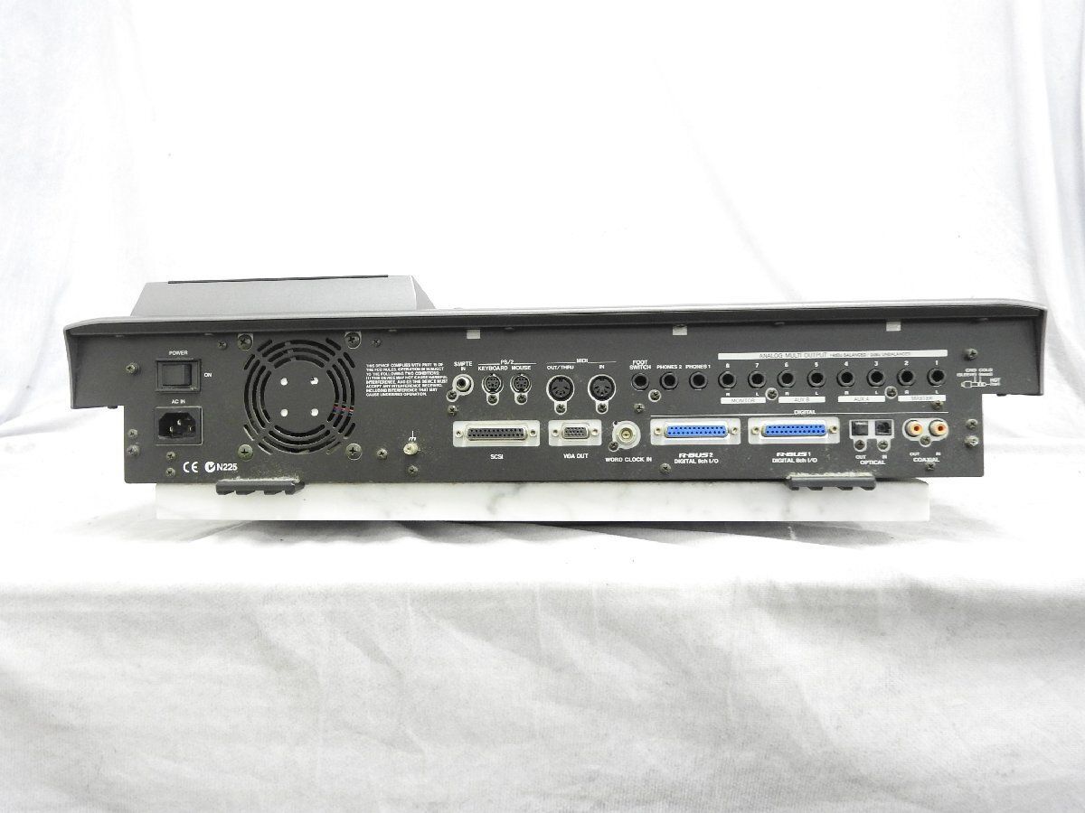 Roland ローランド