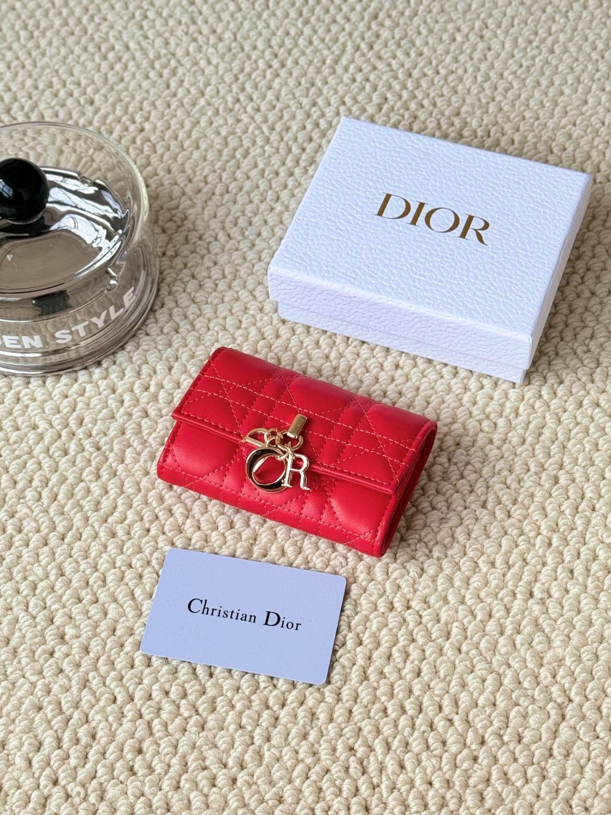 今日特価】My Dior Glycine ウォレット ラズベリーピンク 藤の花