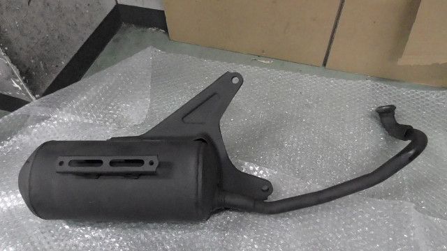 リード125　RLHJF4508DY047xxx　の　マフラー:#1725329049