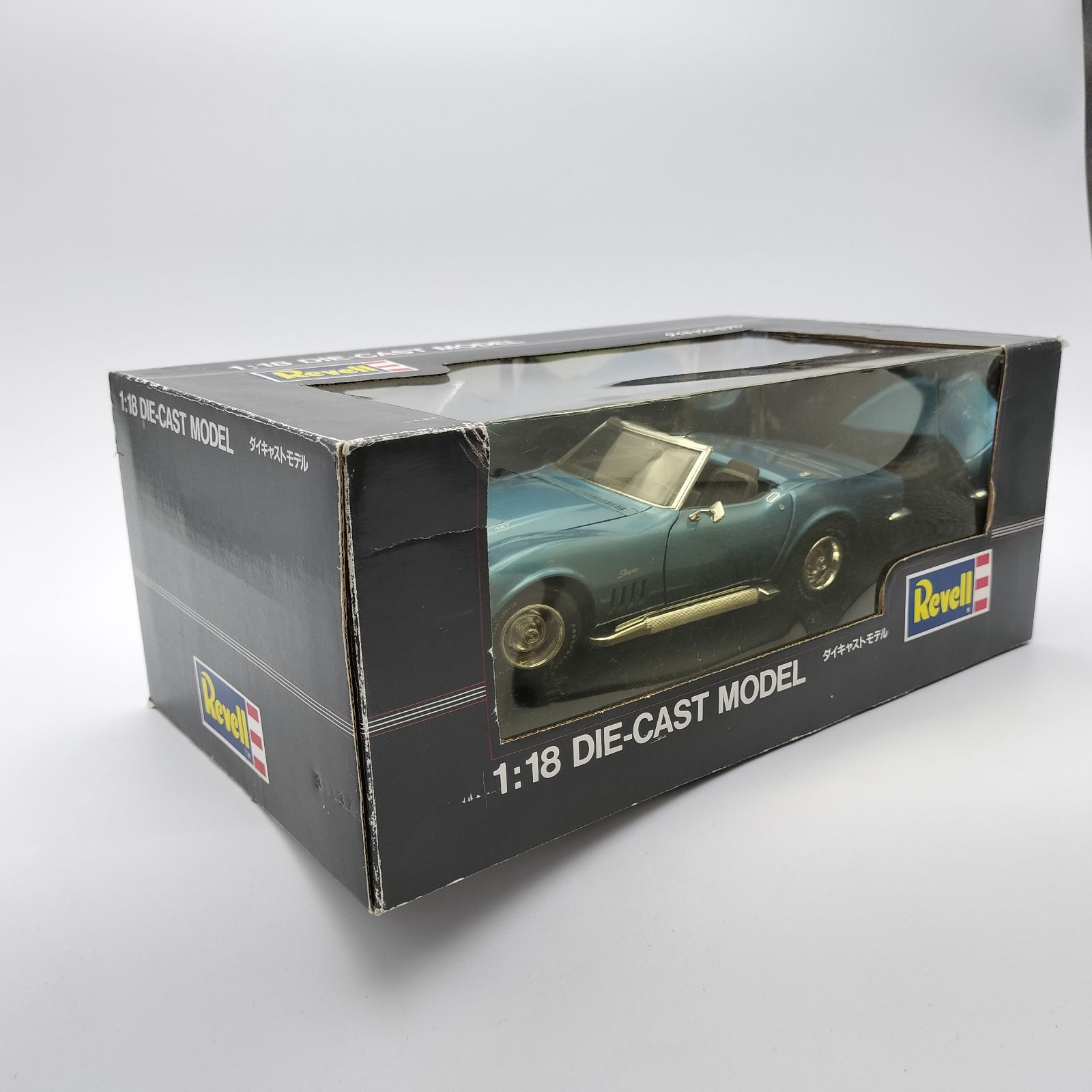 Revell 1:18 DIE-CAST MODEL コンバーチブル アメ車 Revell 1:18 DIE-CAST MODEL コンバーチブル アメ車の通販 by