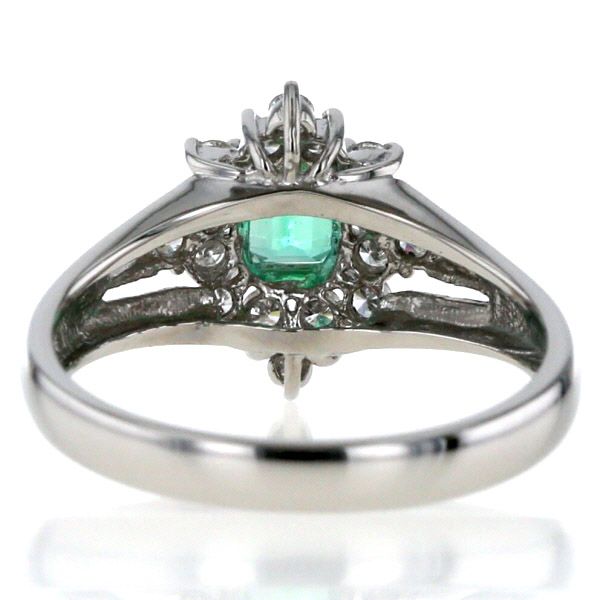 Pt900 プラチナ リング エメラルド 0.45ct ダイヤモンド 0.31ct