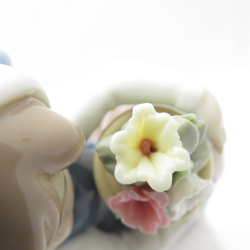 美品 LLADRO リヤドロ 5223 春が来た フィギュリン 1点 置物 花