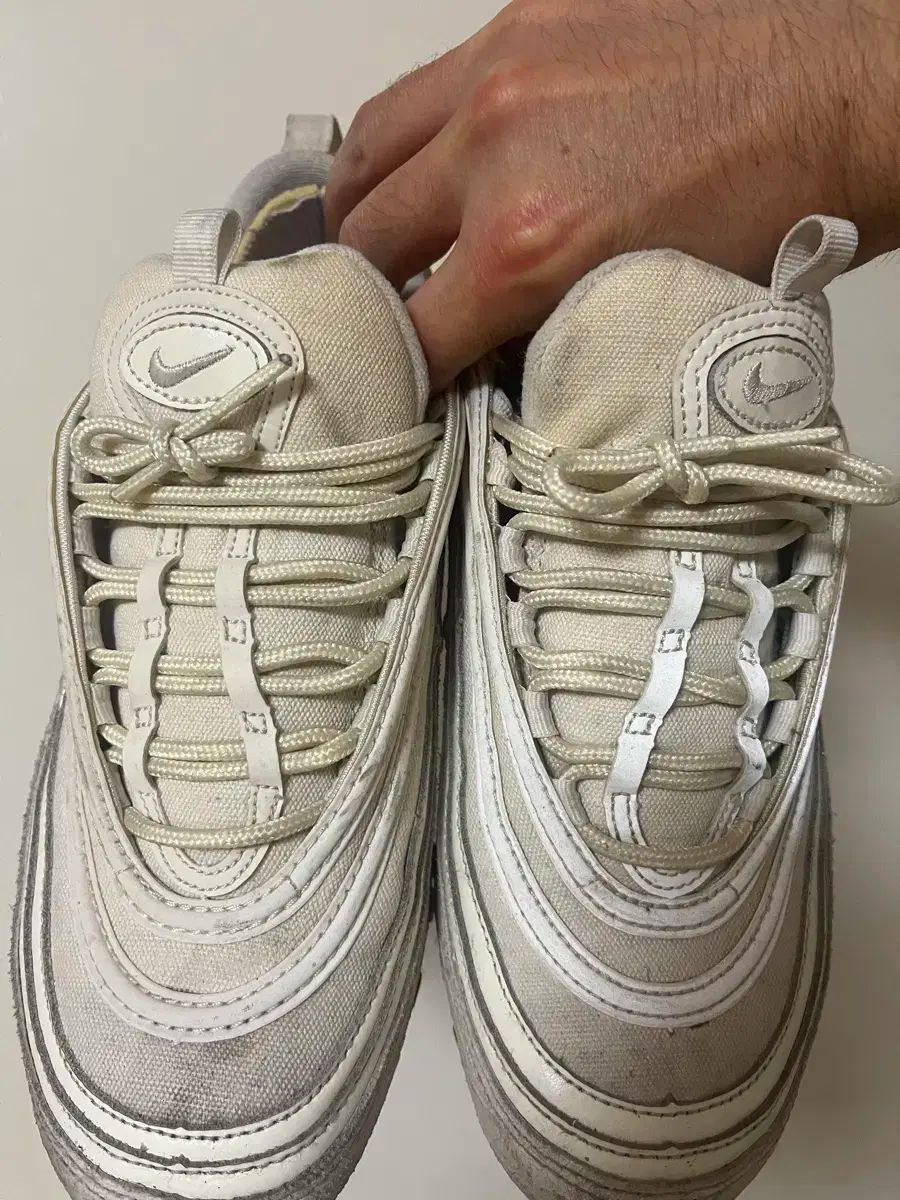 AIR