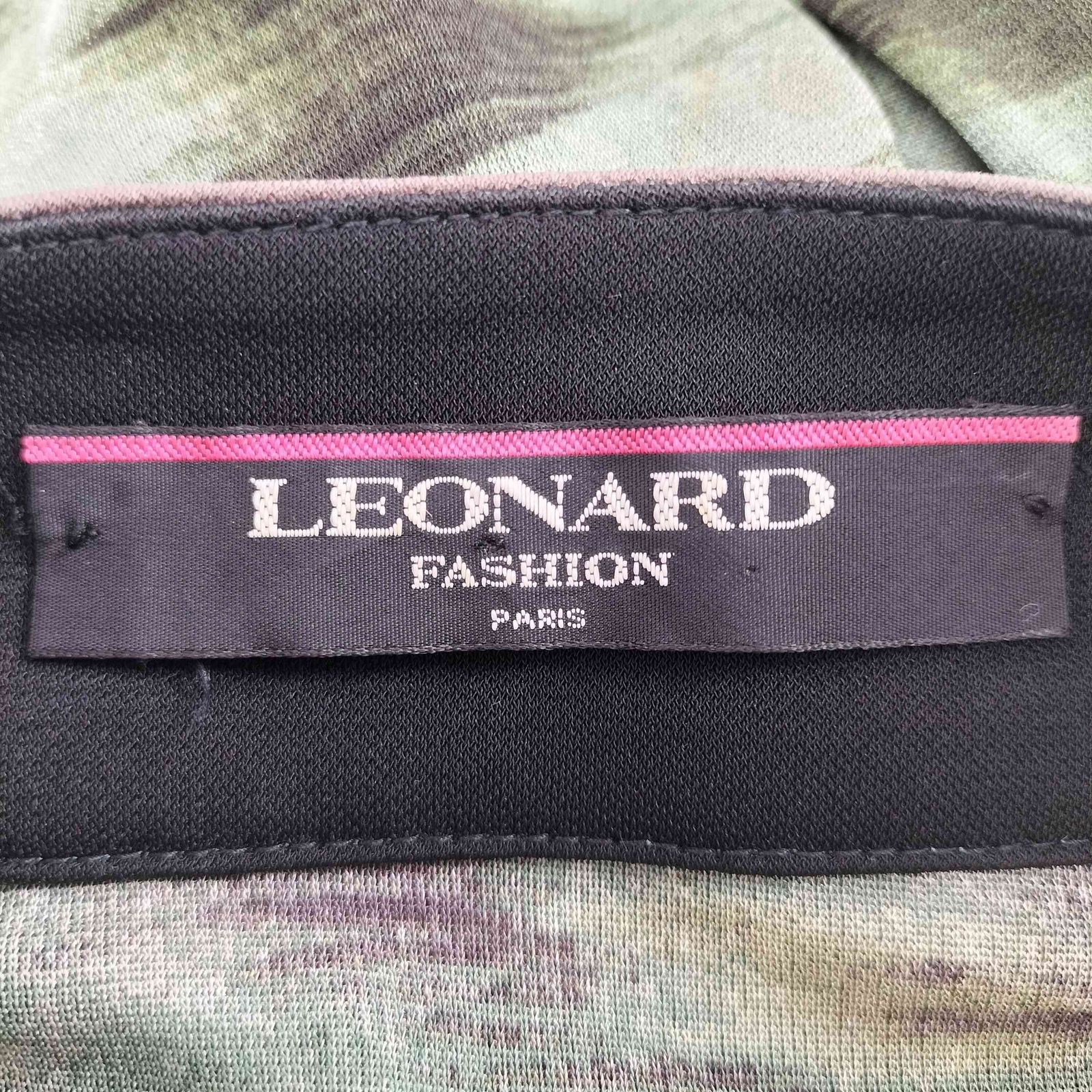 レオナール LEONARD 総柄ポリエステルL/Sブラウス レディース