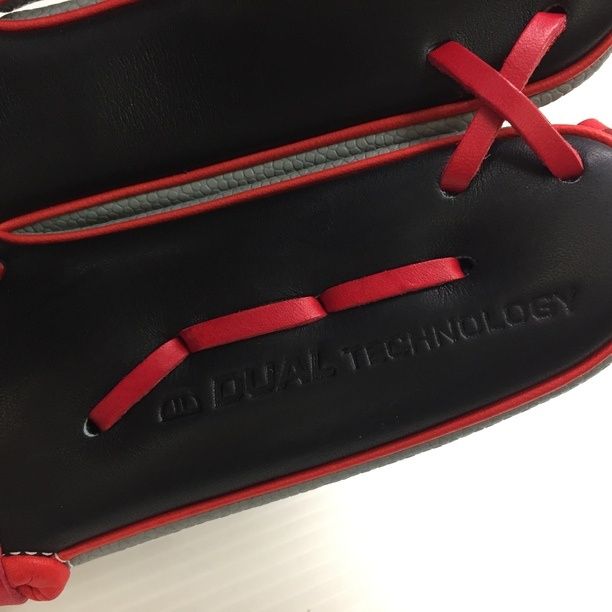 ウィルソン Wilson ワナビーヒーロー 軟式 内野手用グローブ WBW101571 ブラック×グレー 1225 - メルカリ