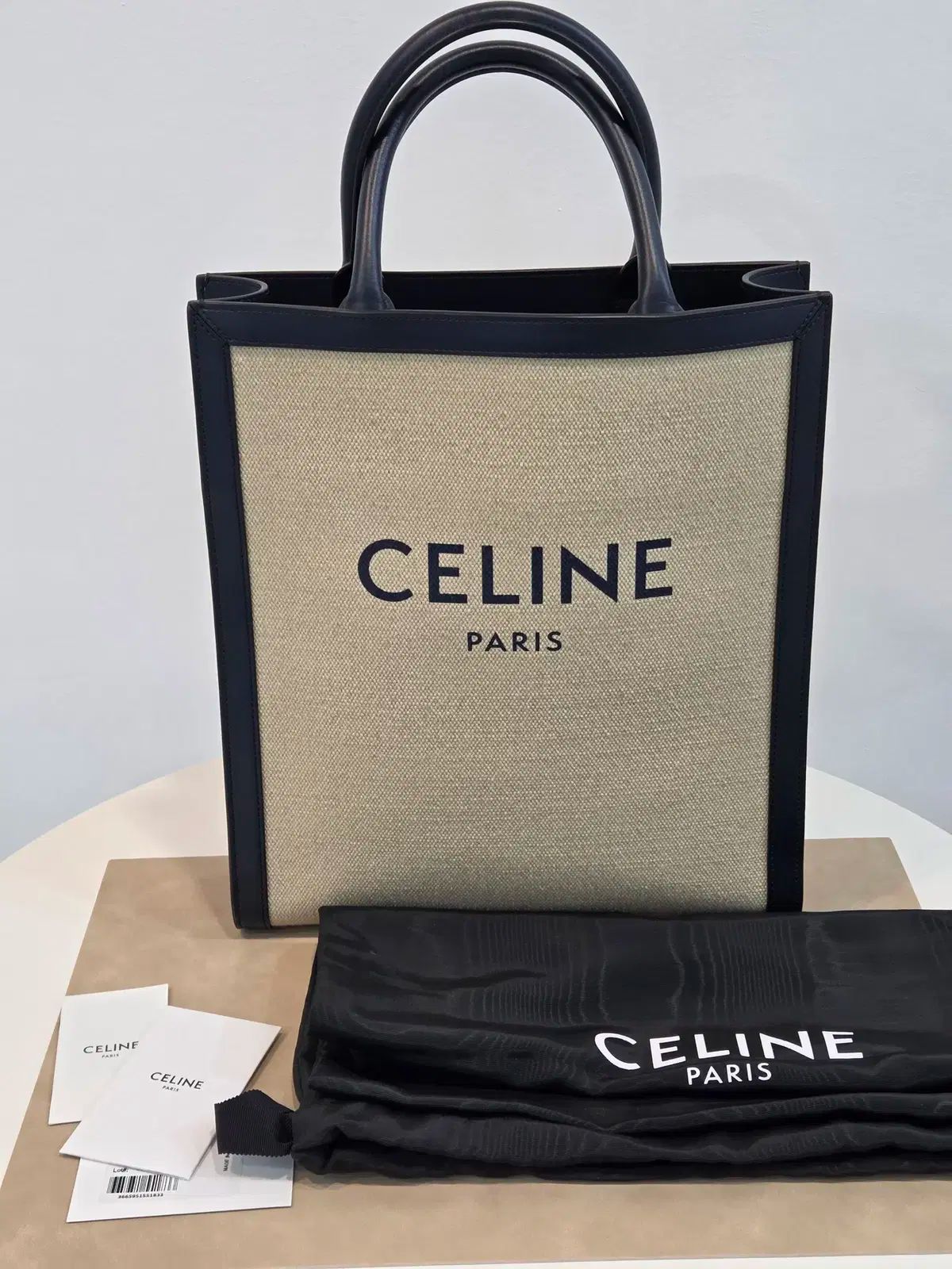Celine セリーヌ バーティカル カバス スモール