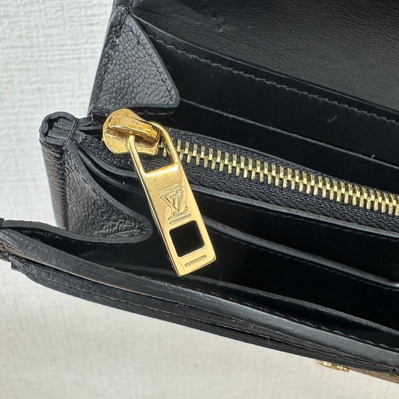♪ LOUIS VUITTON ルイヴィトン M62059 ポルトフォイユ・ヴェリー 