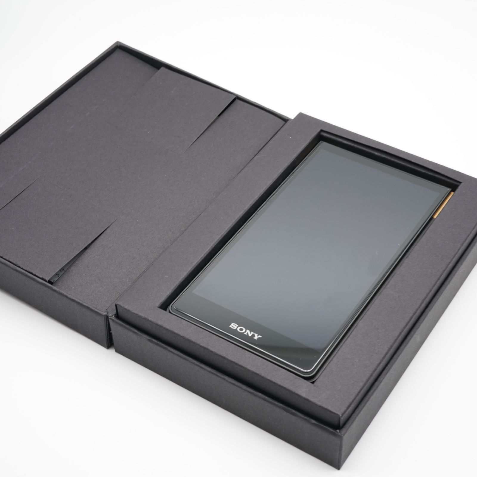 お早めにどうぞ！！ ほぼ ソニー SONY NW-ZX707 あると嬉しい元箱 取説 付属品完備付 珍しい