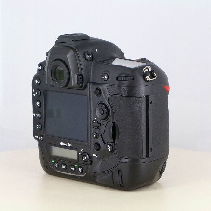  ニコン Nikon D 5 ボデイ XQD-TYPE その他 カメラ
