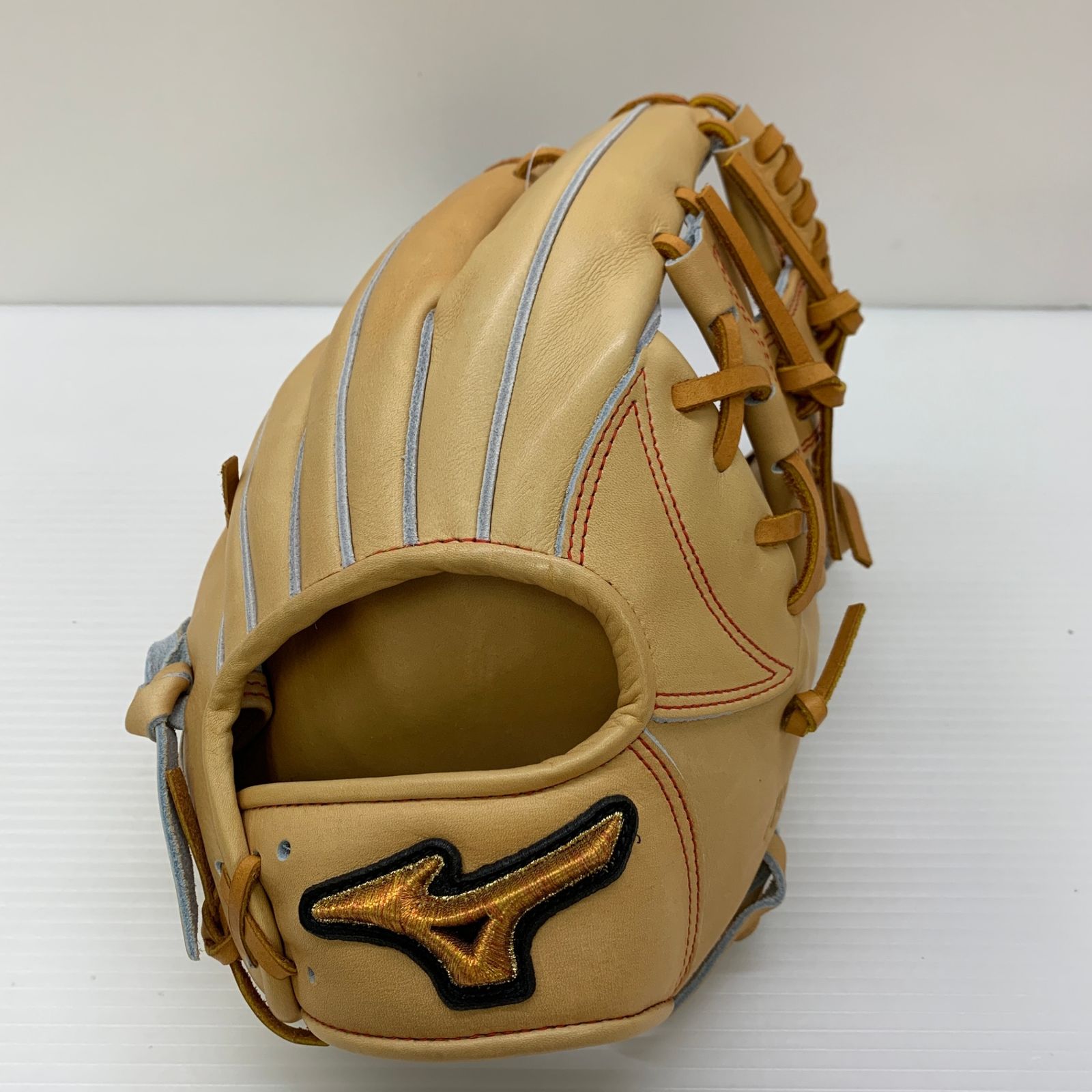 ミズノ MIZUNO ミズノプロ 硬式 大人 一般 内野手用 グローブ グラブ 右投げ 1AJGH30003 タグ付き 野球 6416