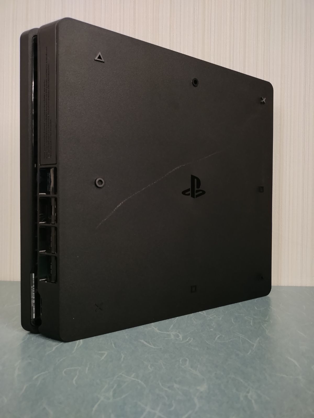 PS4