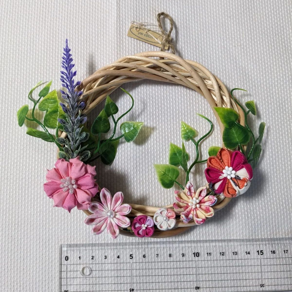 つまみ細工の花リース - メルカリ