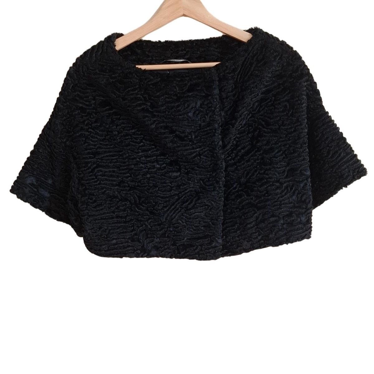 S Max Mara(マックスマーラ) ボレロ サイズ38(J) レディース美品  - 黒 半袖 S Max Mara(マックスマーラ) ボレロ サイズ38(J) レディース美品
